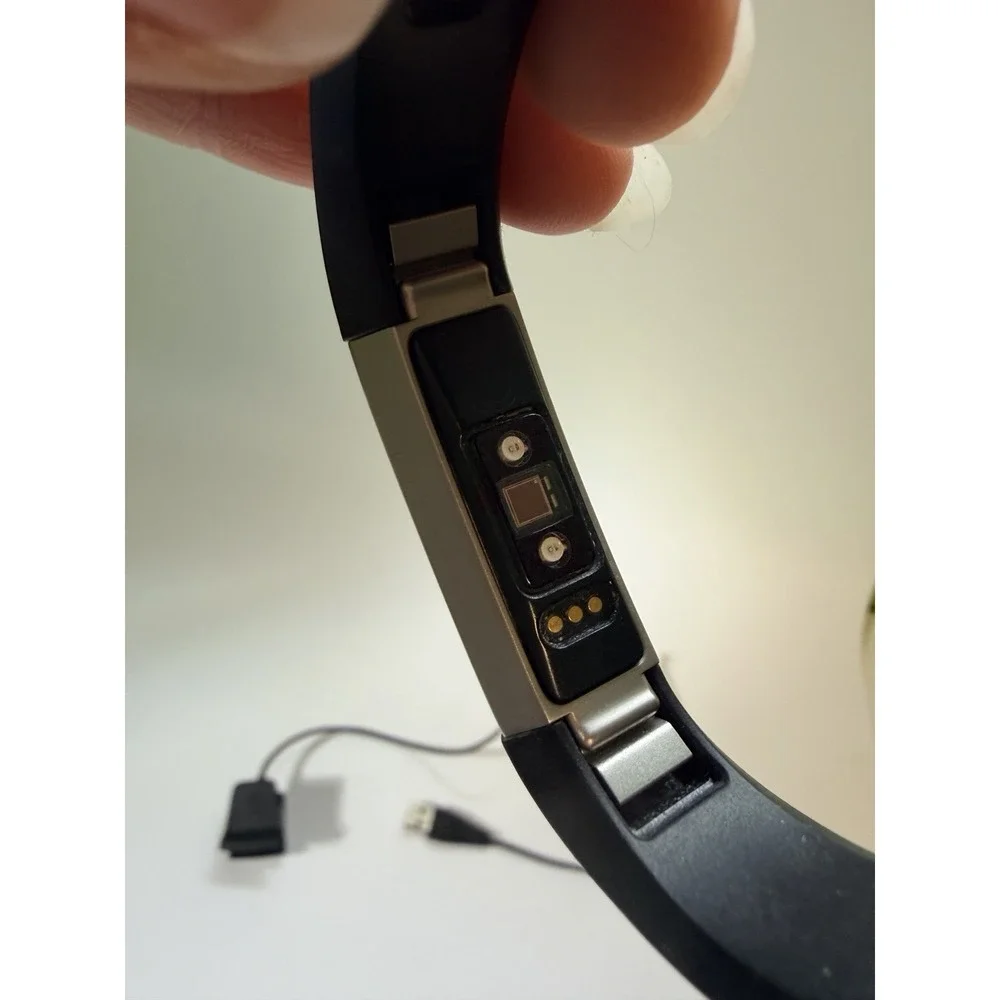 fitbit alta hr